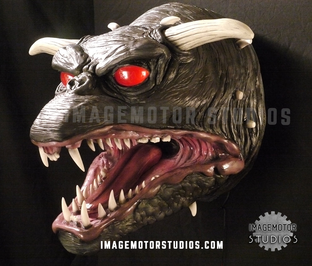 Ghostbusters Life size Terror Dog - Gatekeeper Zuul version with light up eyes