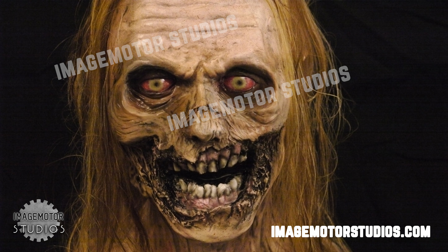 Walking Dead Bicycle Girl Zombie Bust 1:1 Scale